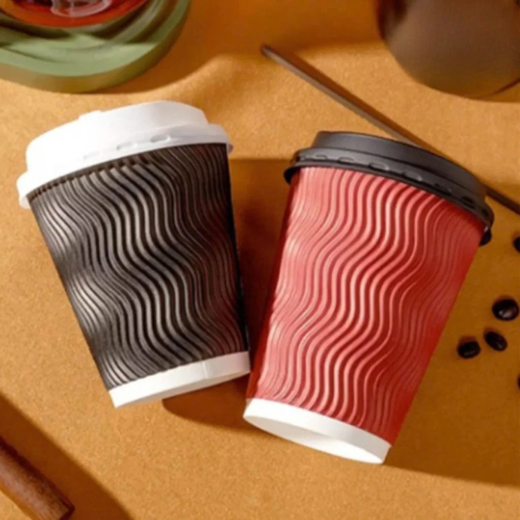50+ Mẫu ly giấy cafe đẹp, độc đáo, giá rẻ, dùng mang đi phổ biến nhất