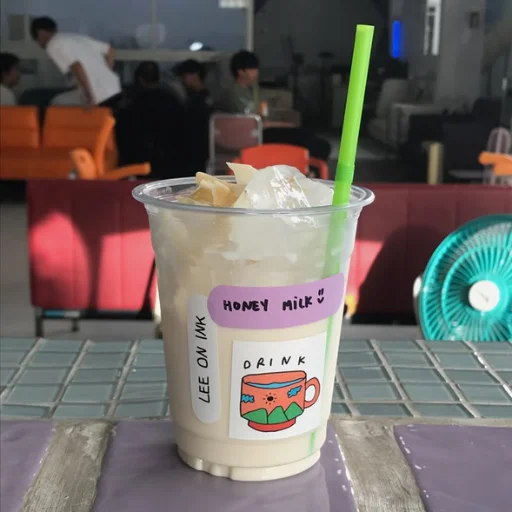 Mẫu ly nhựa cafe đẹp, mang đi tiện lợi, giá rẻ