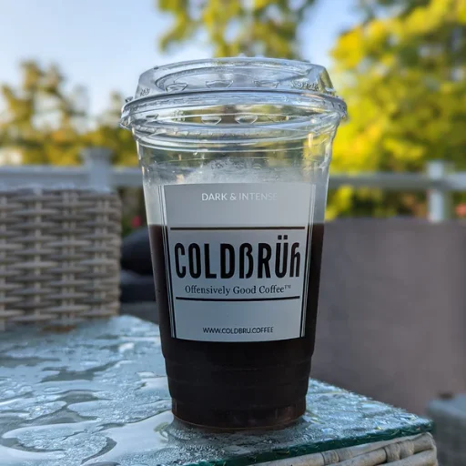 Mẫu ly nhựa cafe đẹp, mang đi tiện lợi, giá rẻ